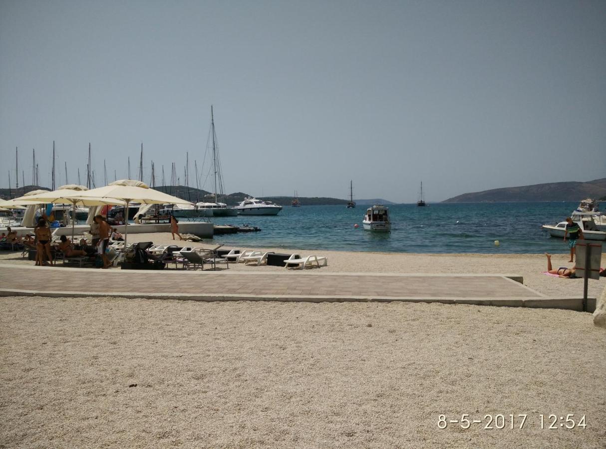 Apartments Gina Trogir Kültér fotó