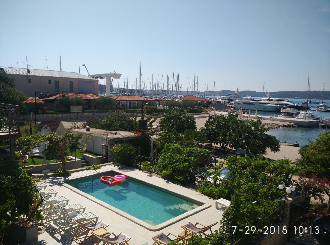 Apartments Gina Trogir Kültér fotó