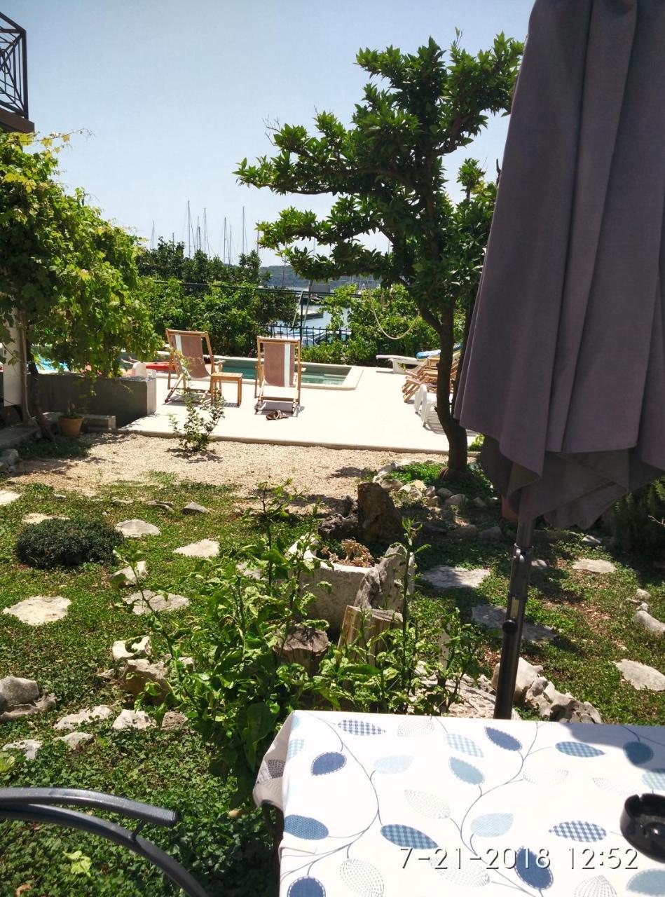 Apartments Gina Trogir Kültér fotó